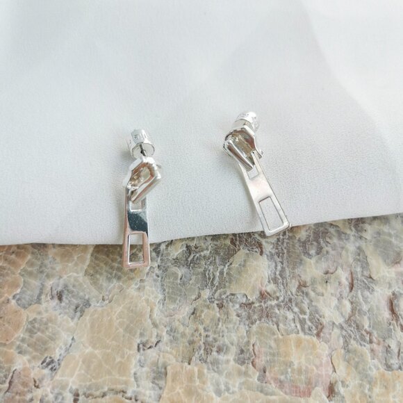 ❤️Alicia Bonnie The Zip Silver Earrings - Picture 3 of 3